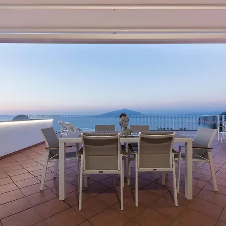 La Terrazza Sul Golfo Hébergement de vacances *