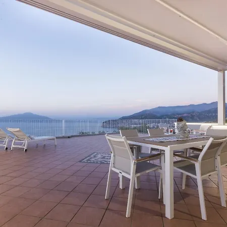 別荘 La Terrazza Sul Golfo